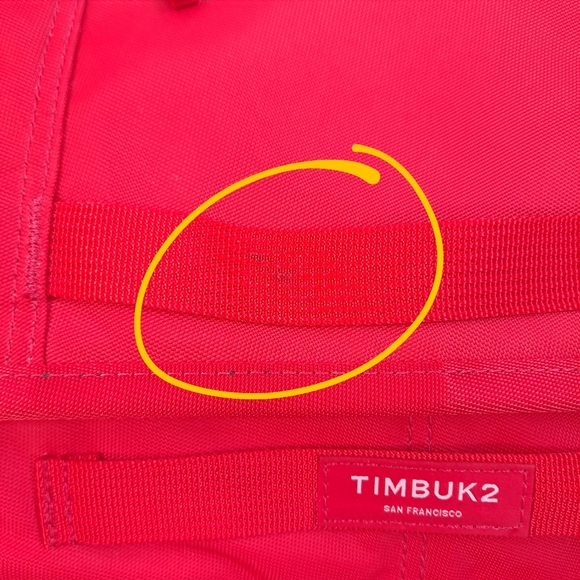 Timbuk2 Catapult Sling Messenger Bag Flame Red Padded Shoulder Bag Backpack - Picture 4 of 16